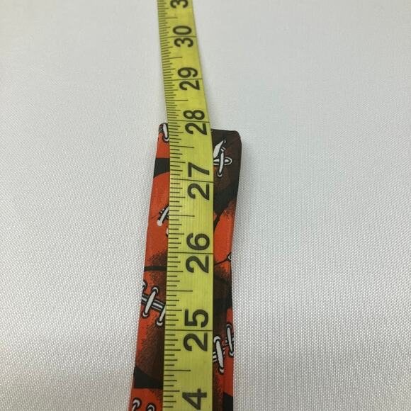 WB Looney Tunes Team NFL Vintage 1993 Graphic Print 4” Neck Tie Football - Picture 12 of 14